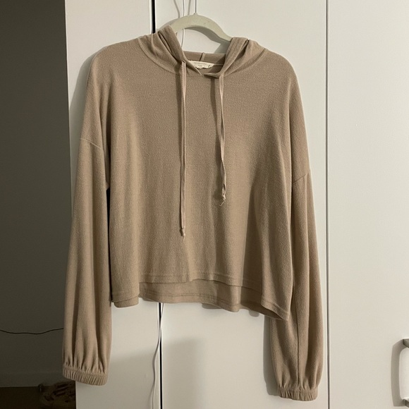 Cream Crop sweatshirt/hoodie - Picture 1 of 5